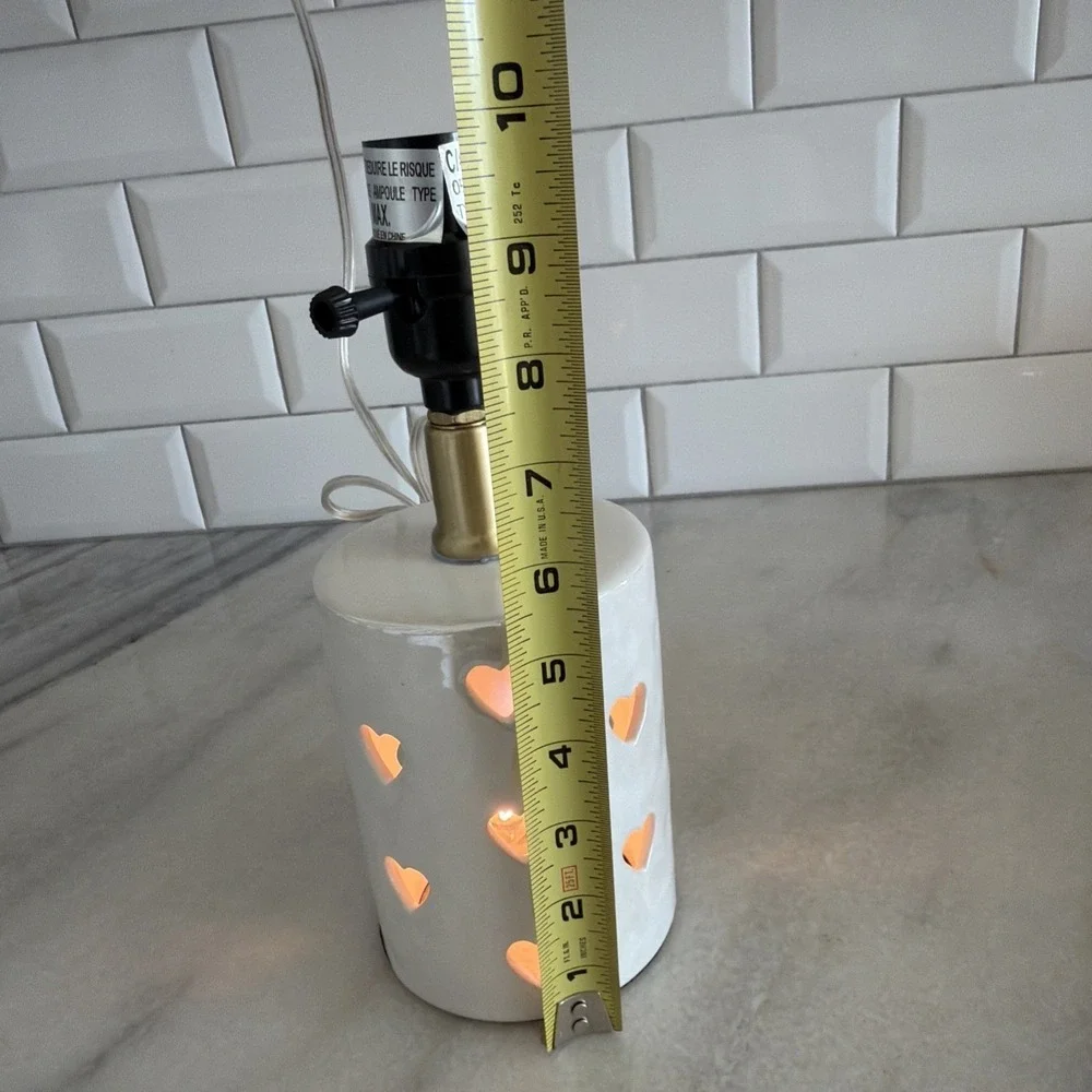 Ceramic Heart Cutout White Lamp With 3way Switch And Bottom Night Llght